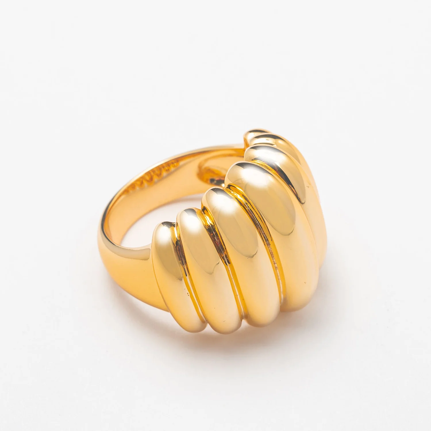 Gold Collection Staple Ring