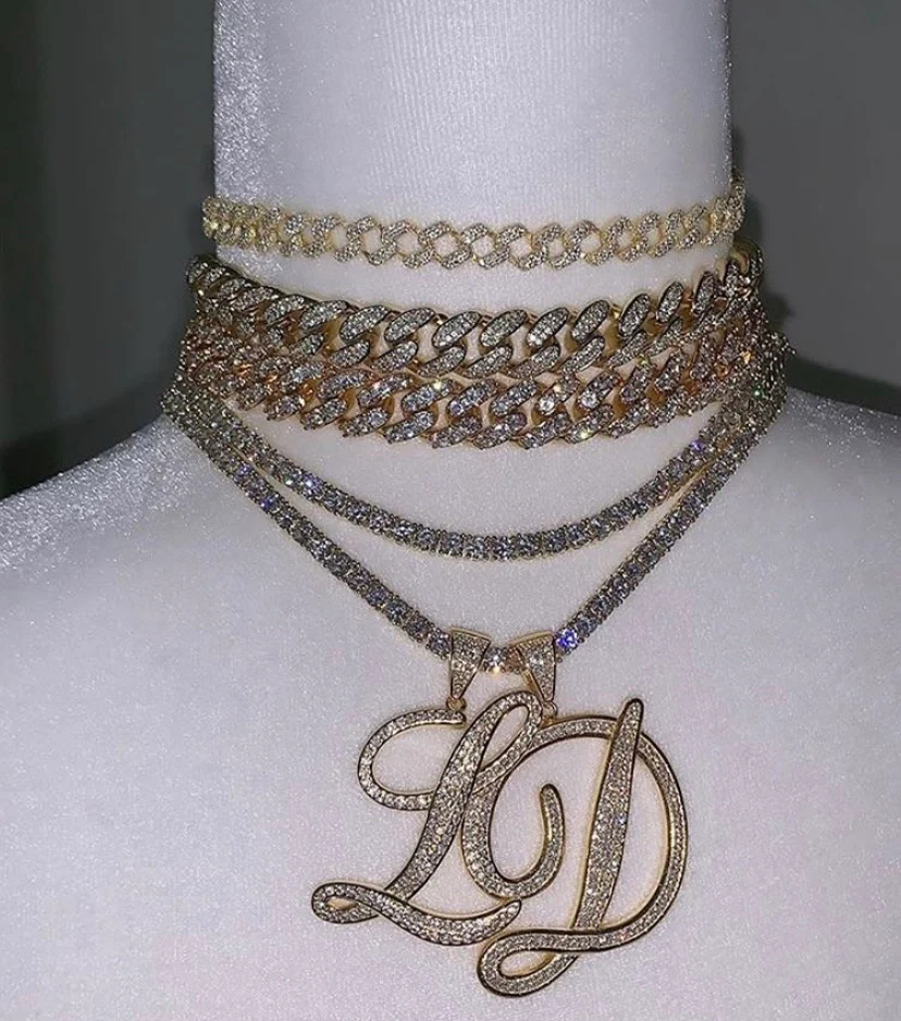 Gold Diamond Traditional Link Necklace - Image 2