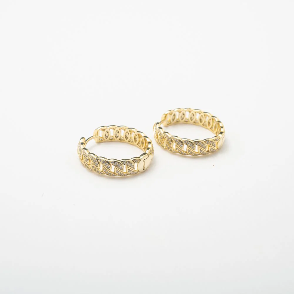 Gold Media Link Hoops