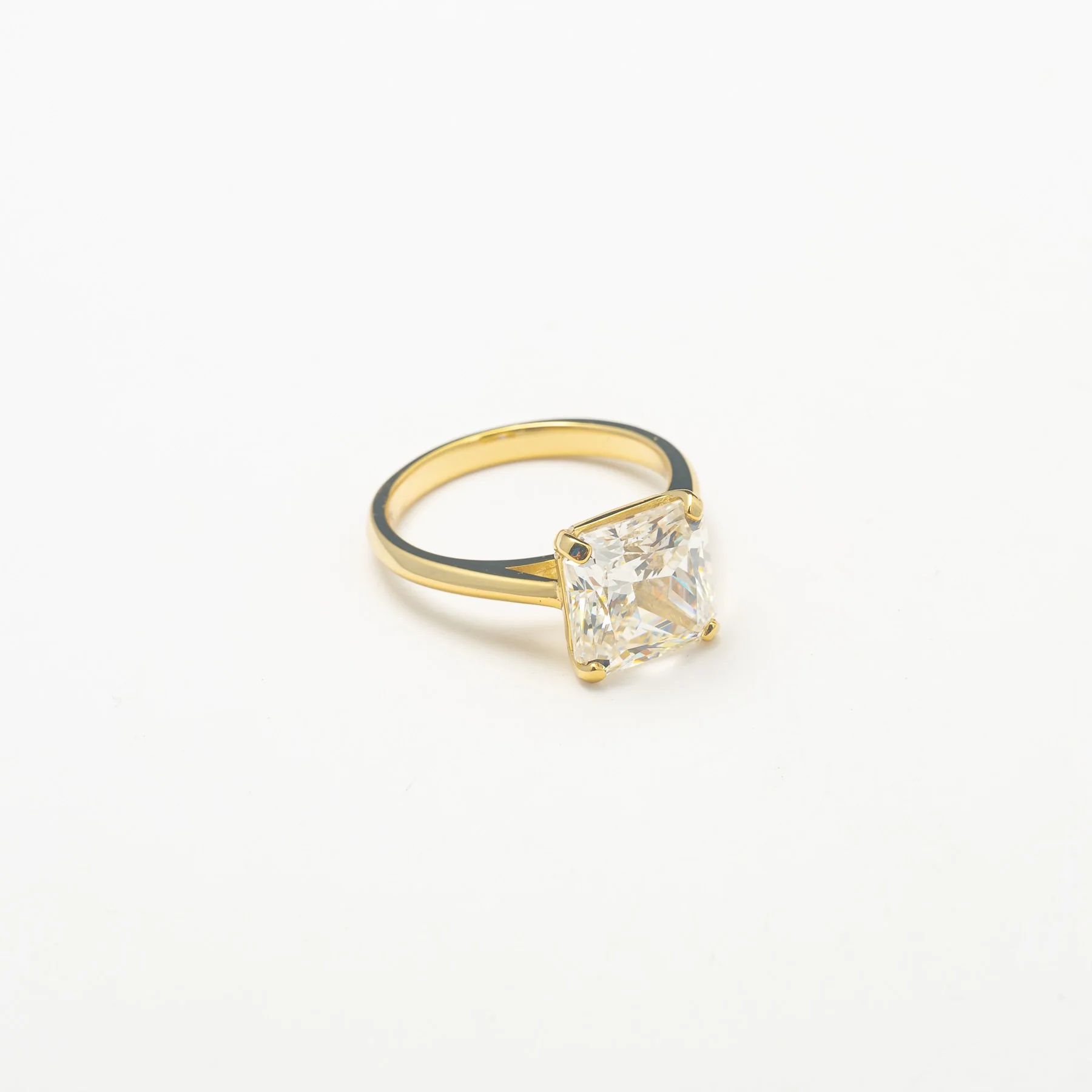 Gold Single Stone Ring