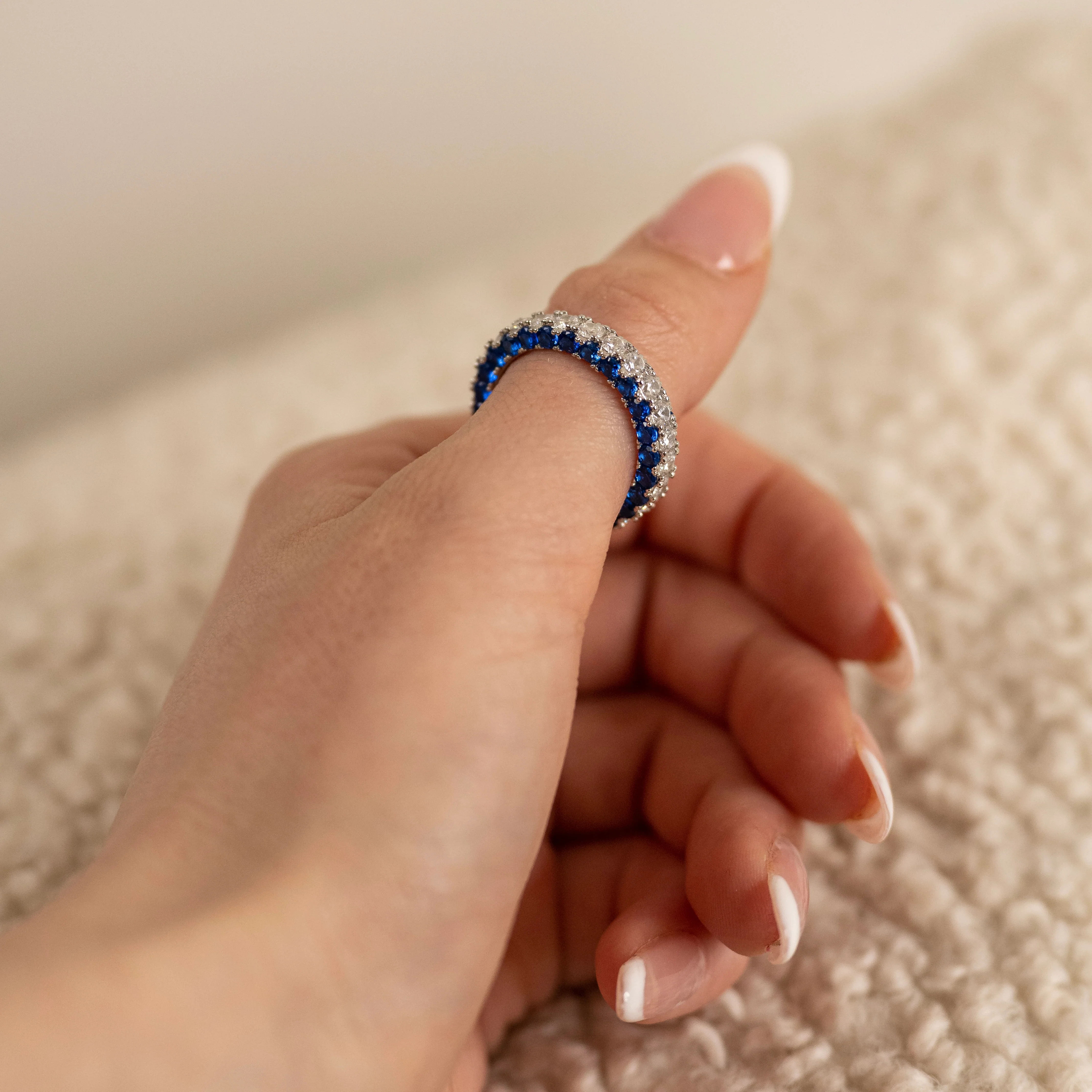 Inner Sapphire Rim Band