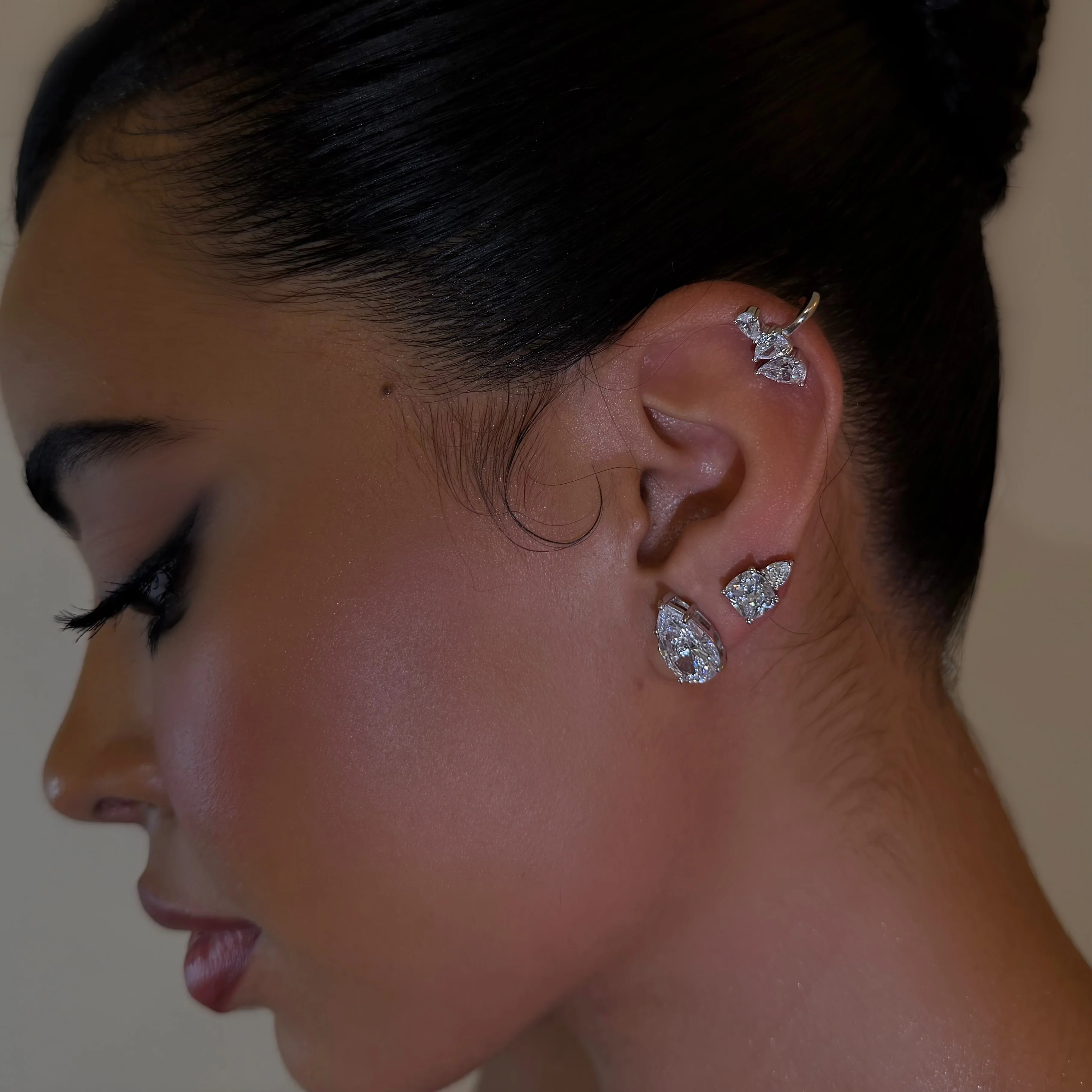 Large Pear Stud