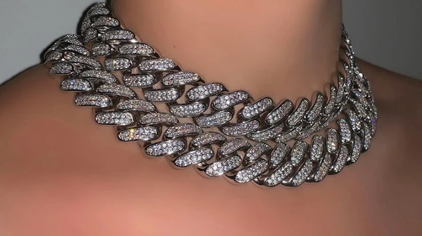 Large Silver BP Classic Link - Image 2