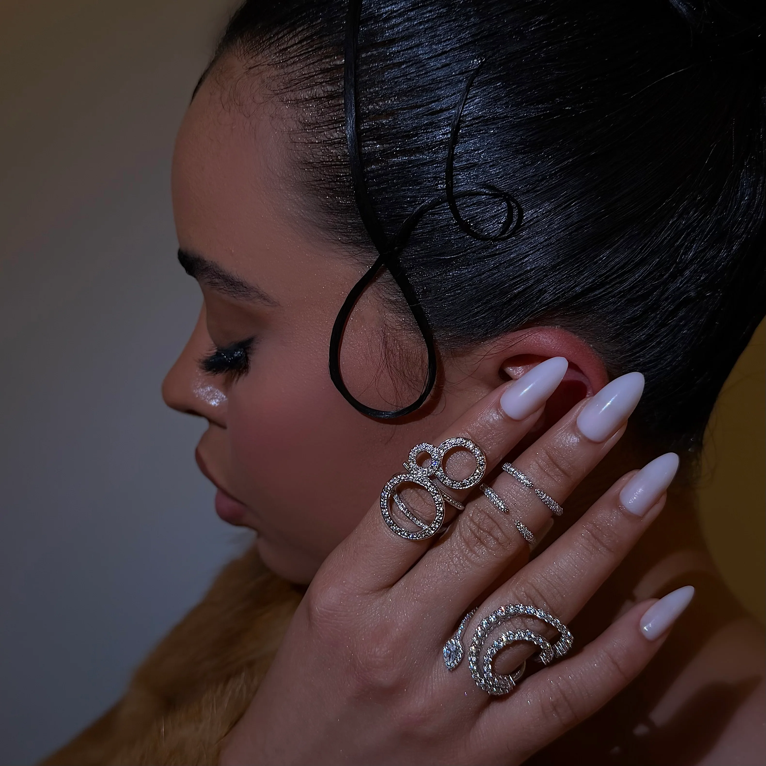 Left Circular Ring Set