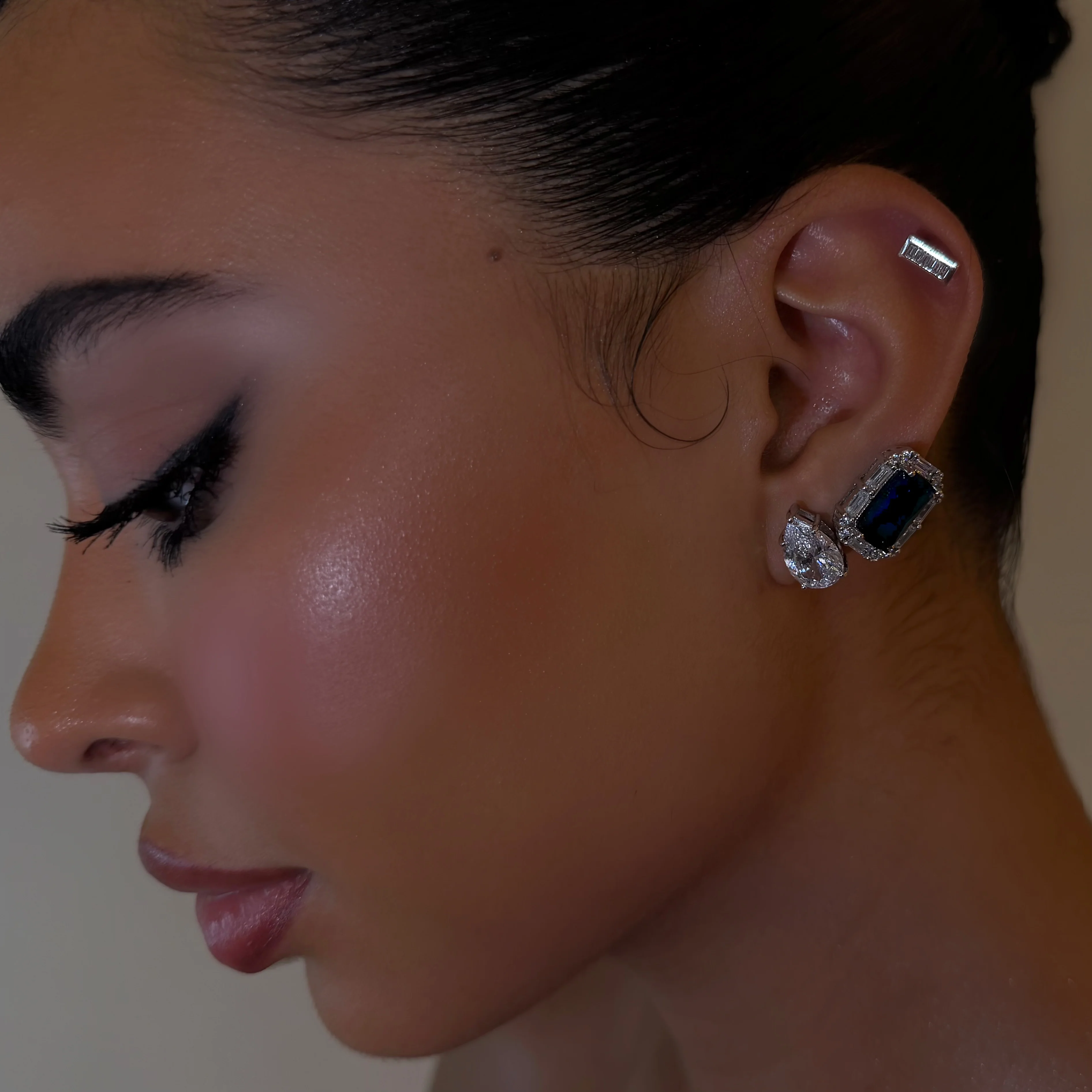 Left Large Pear Stud