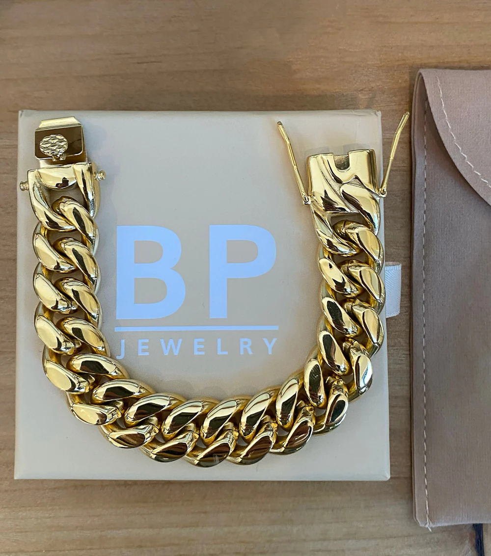 Staple Gold BP Link Bracelet