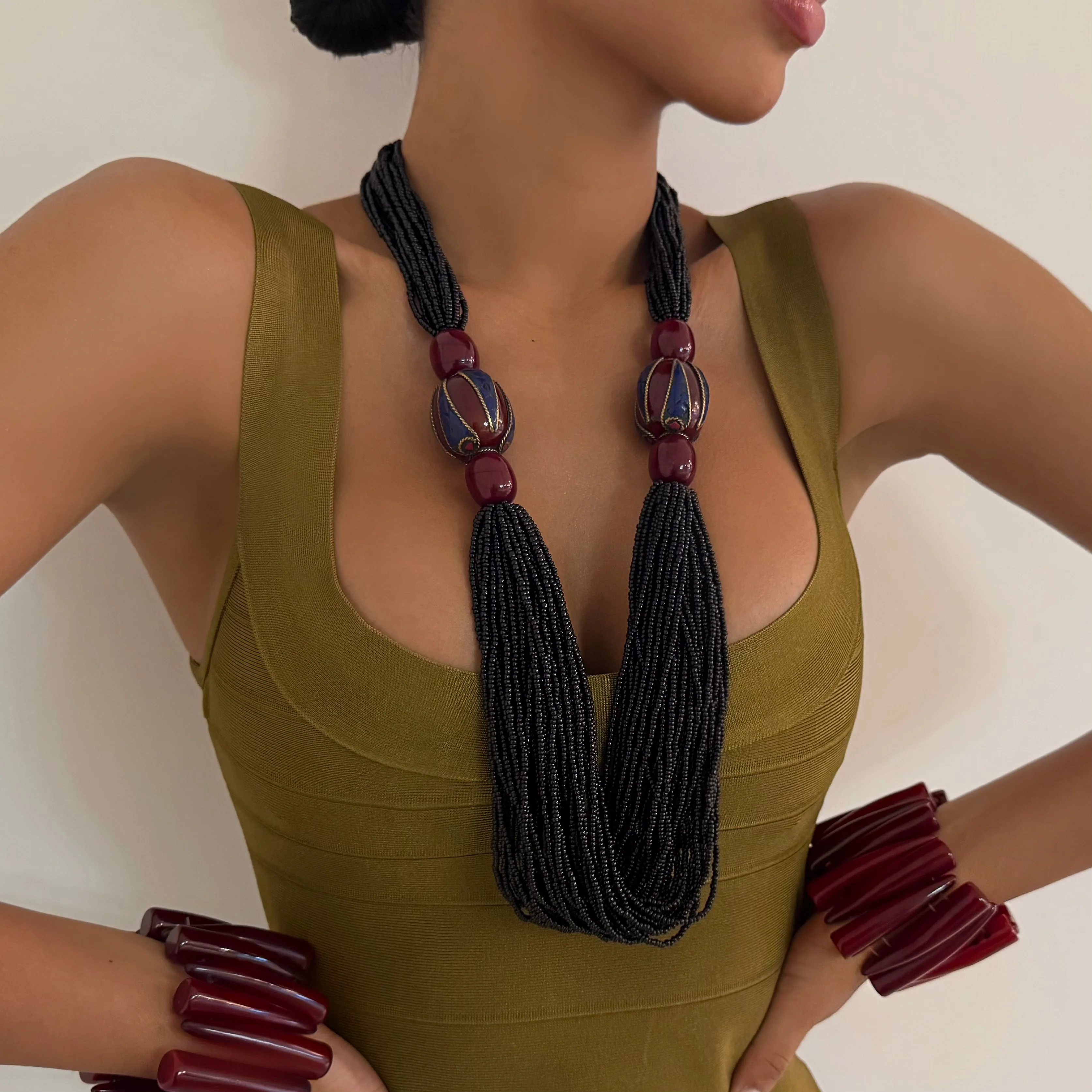 The Beaded Maroon Necklace