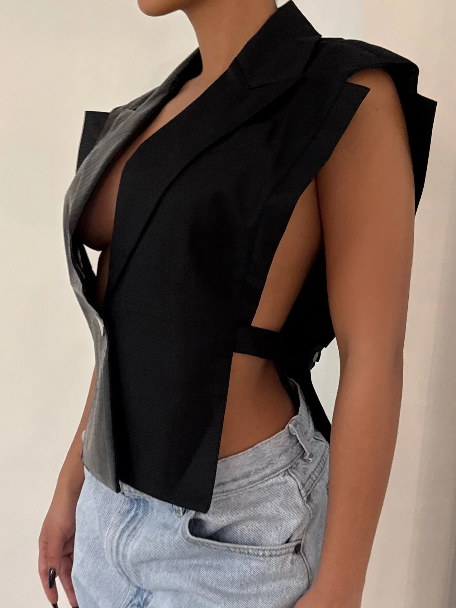 The Black BP Vest