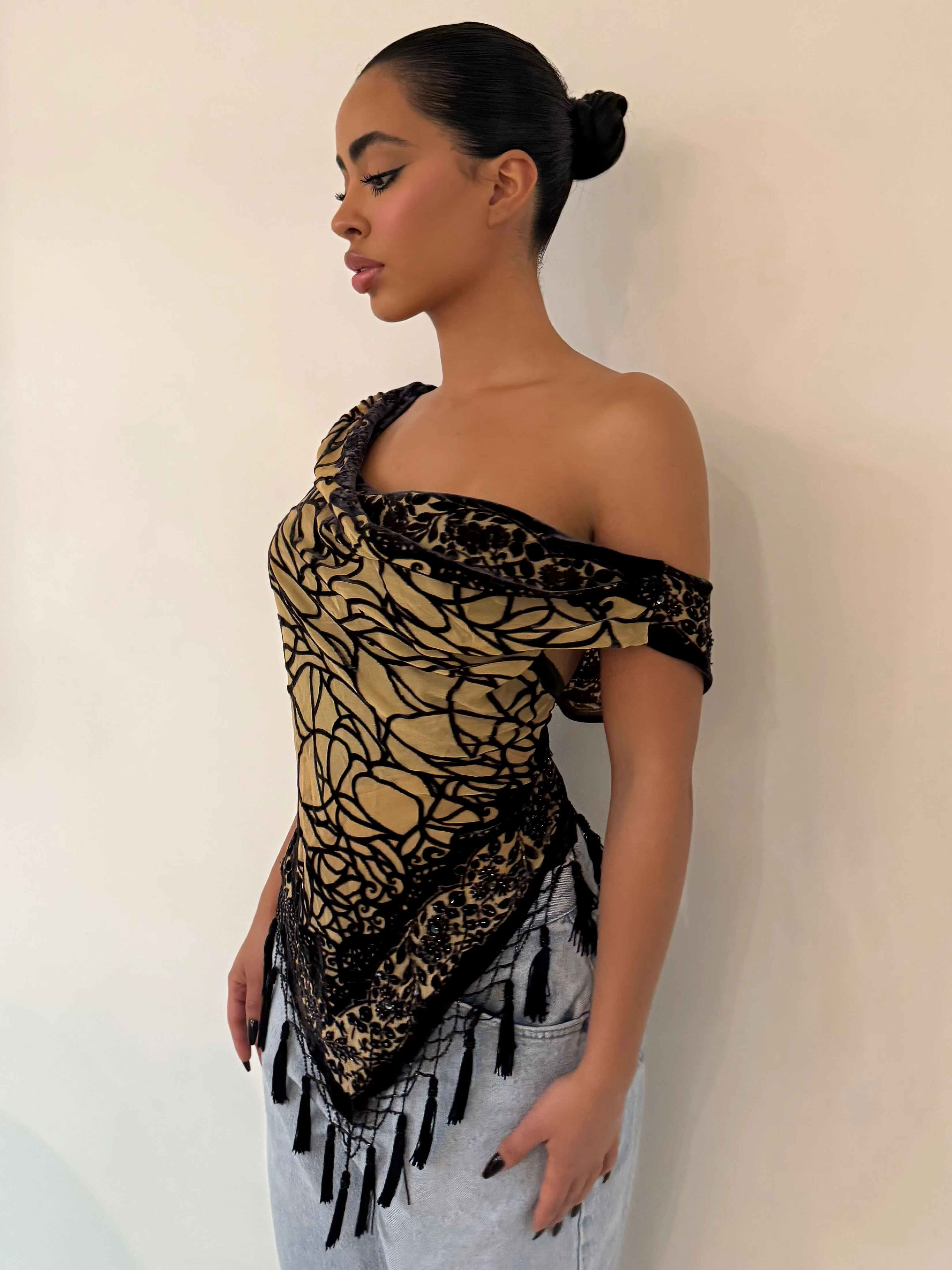 The Black Velvet Top