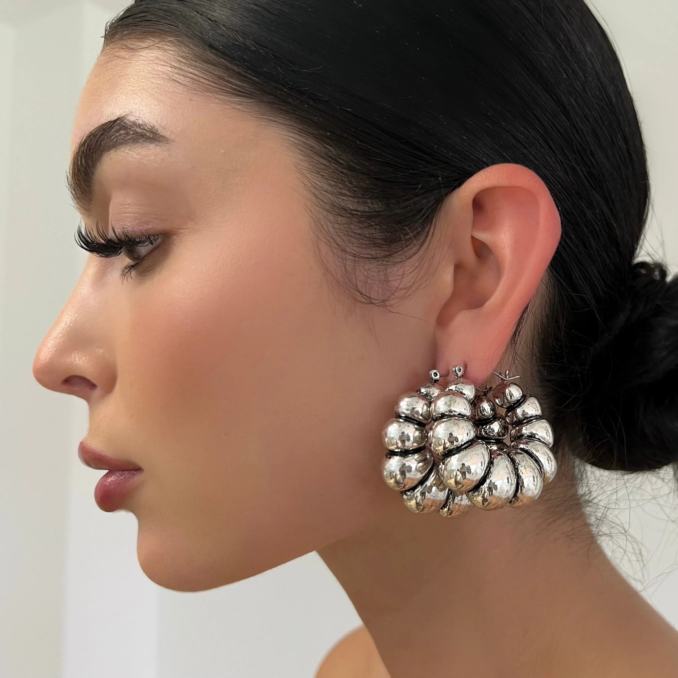 The Chrome Vintage Hoops