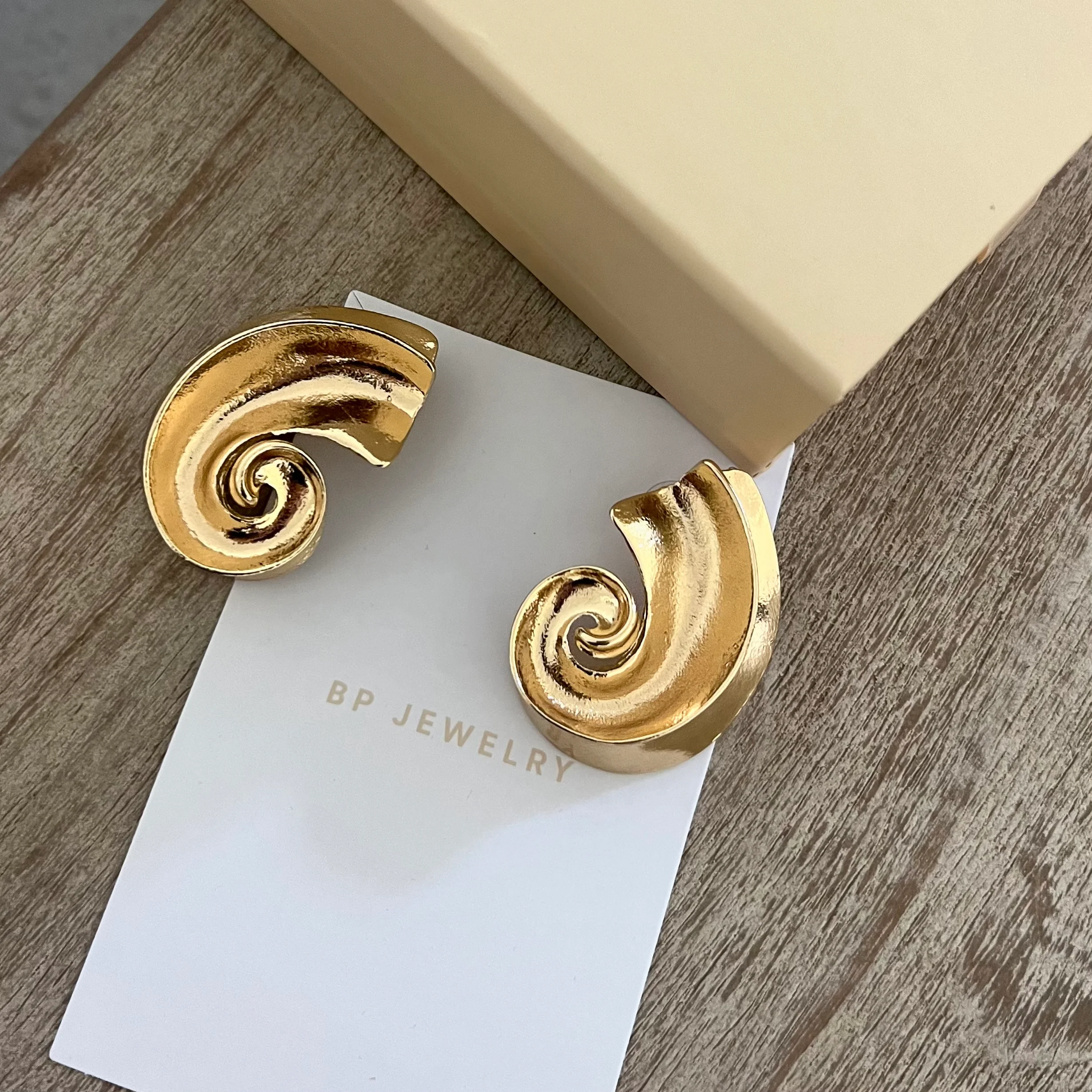 The Gold Maxi Swirl Earrings - Image 2