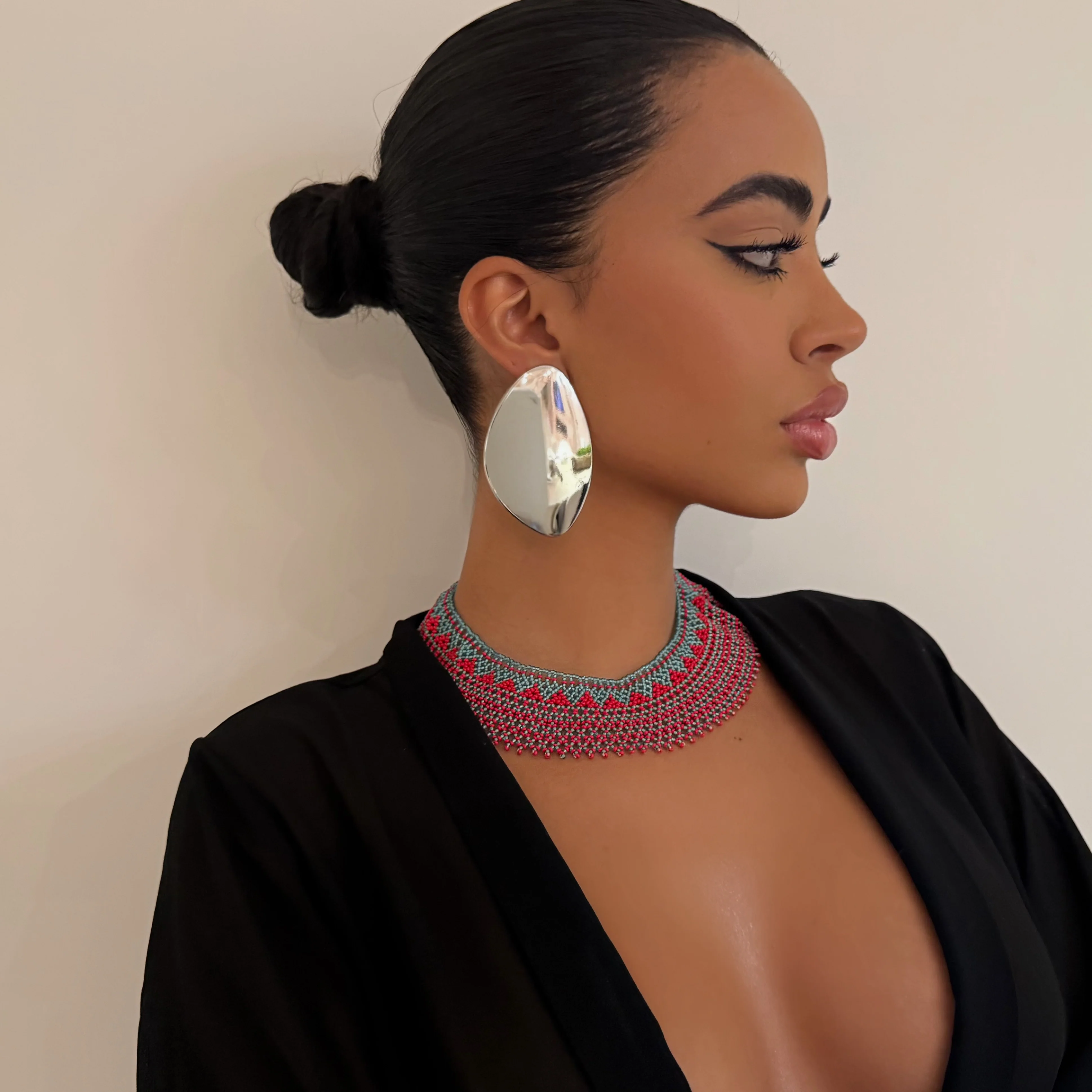 The Hand Beaded Red Necklace