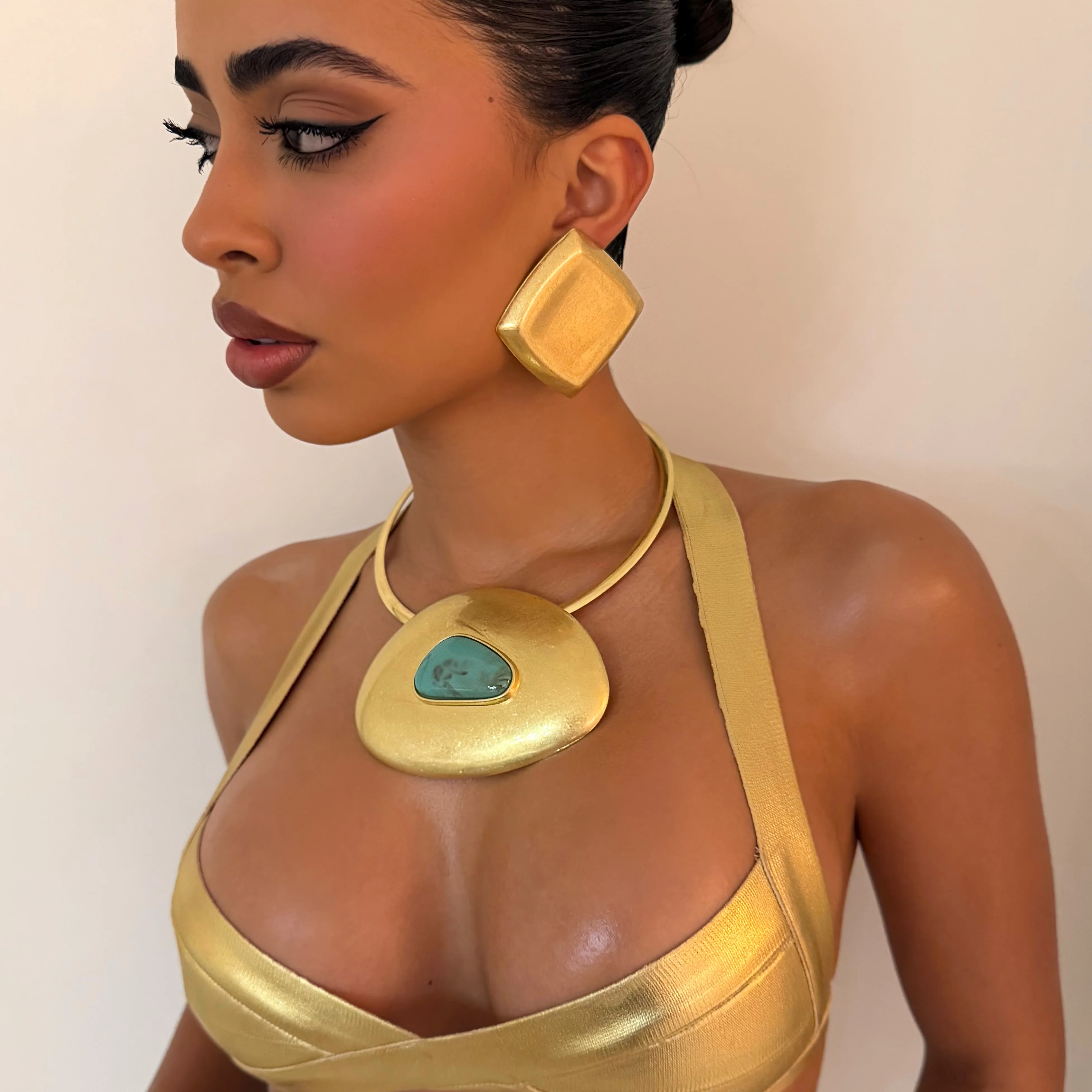The Jumbo Gold Turquoise Choker