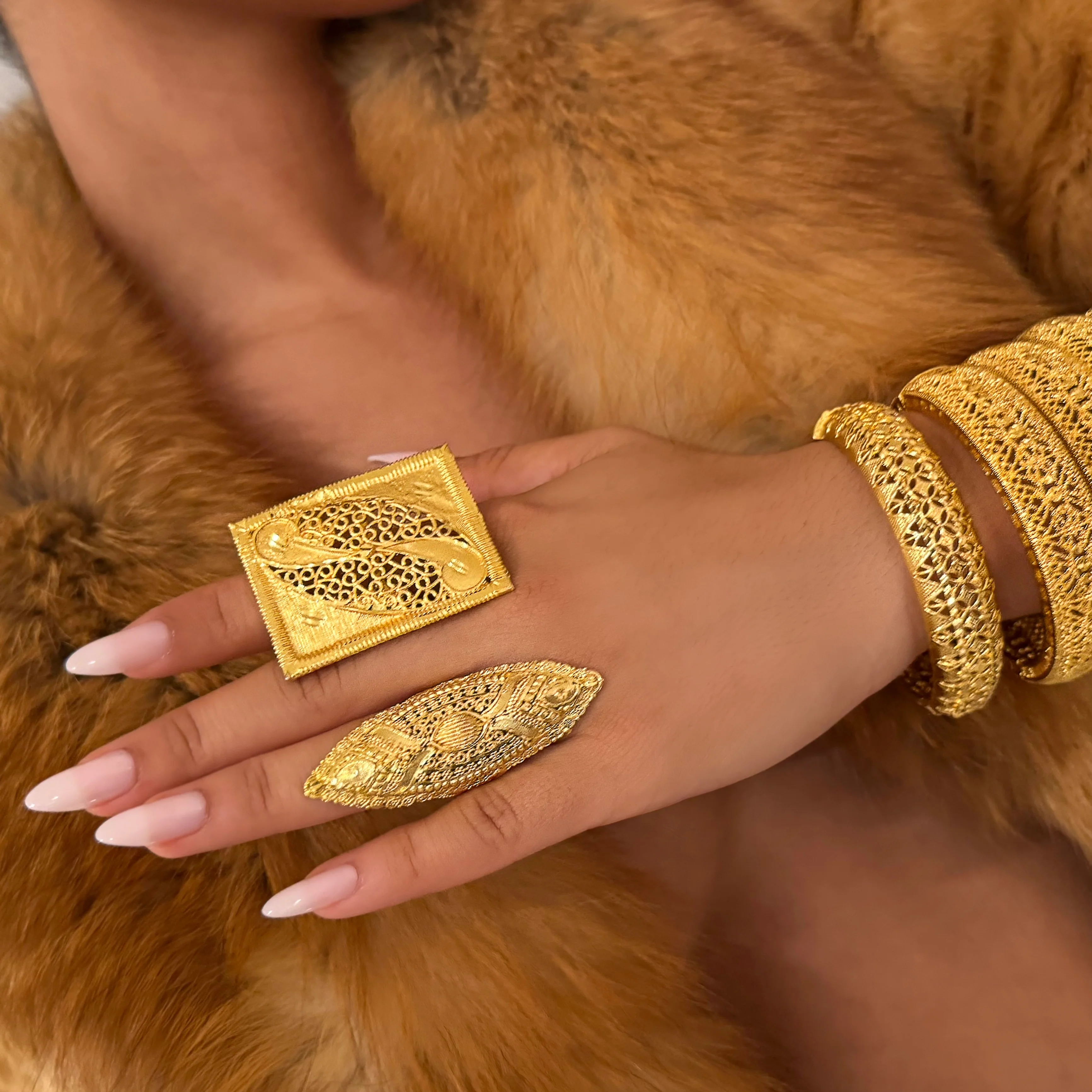 The Maxi Gold Melted Rings