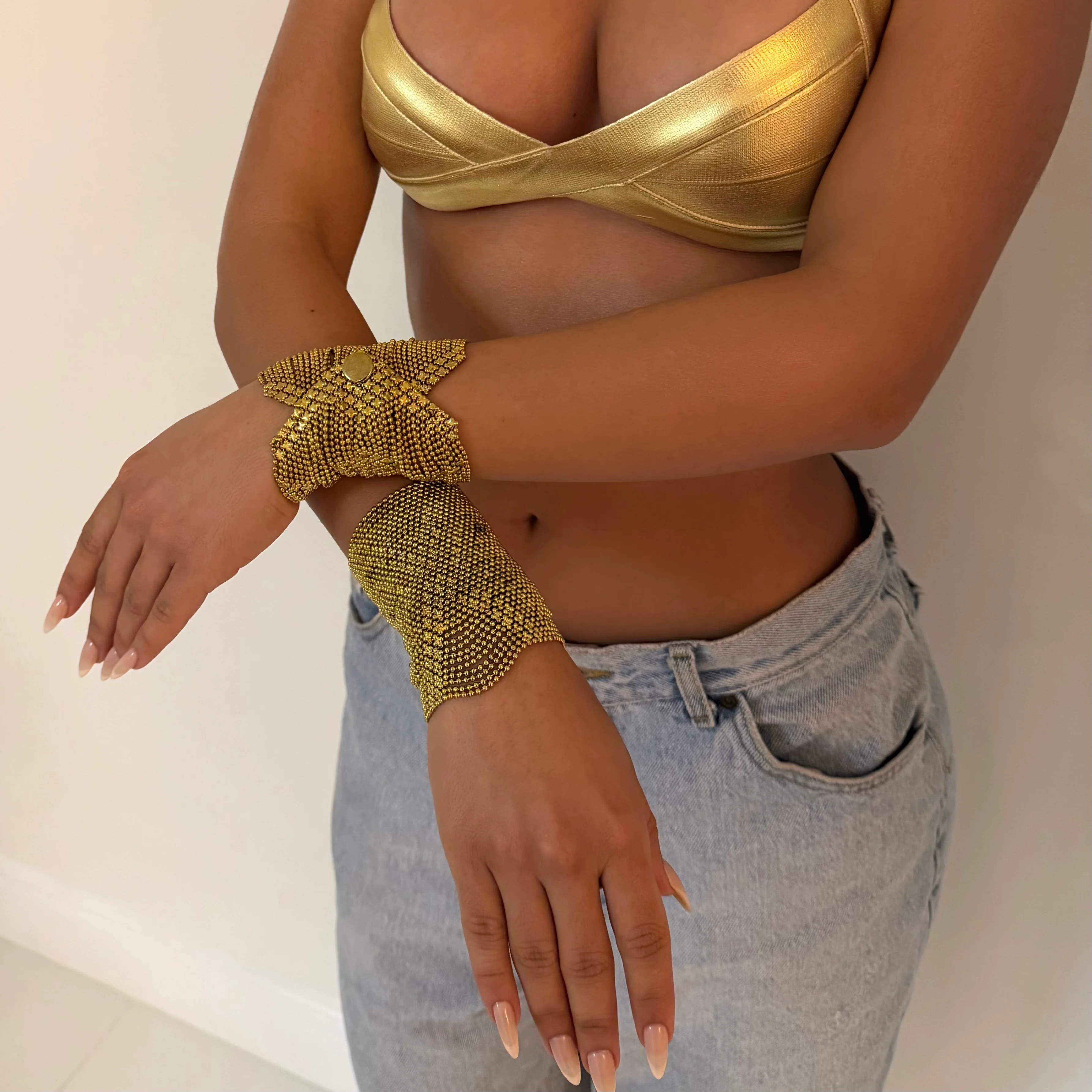 The Metal Gold Clip Cuff