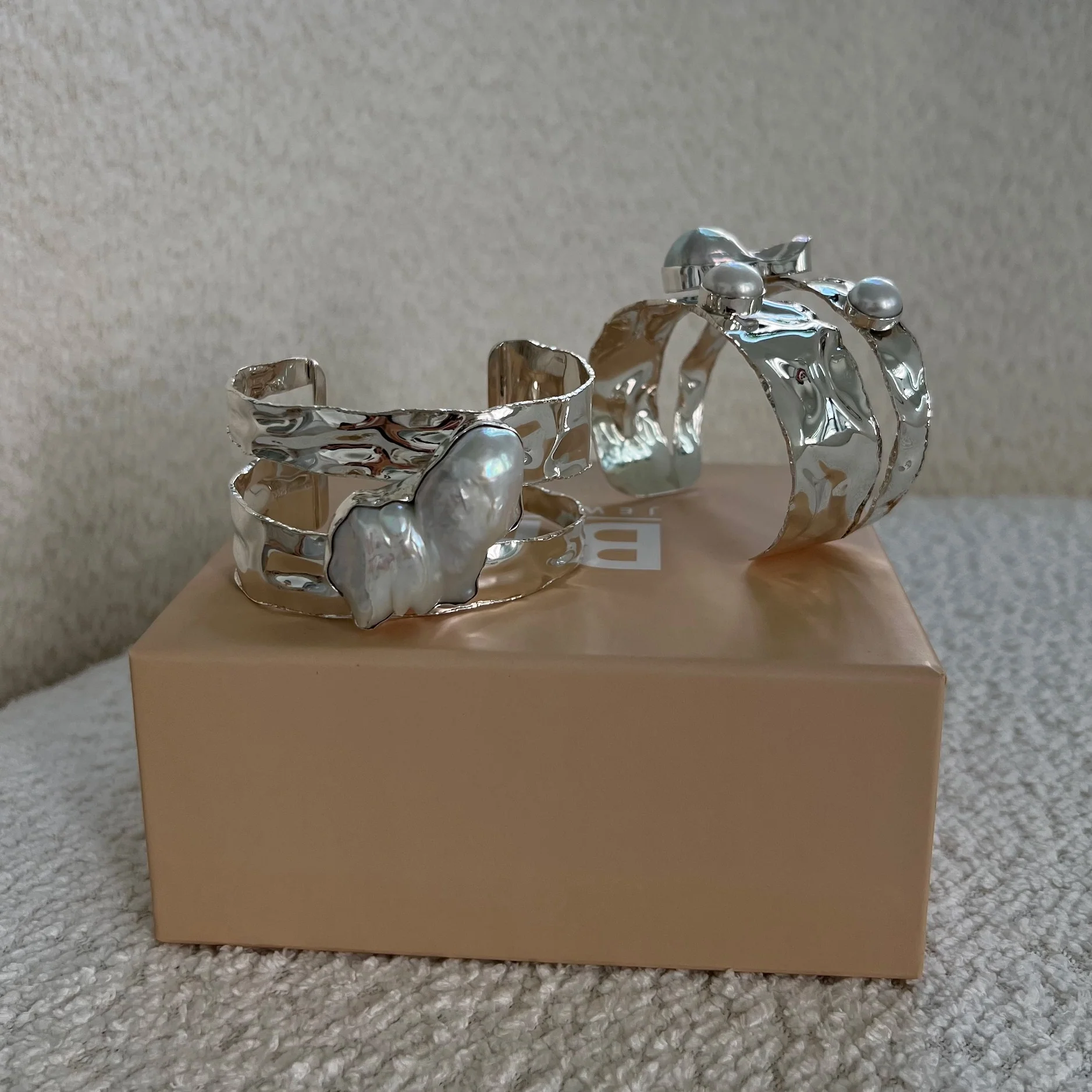The Seashell Oyster Bangle