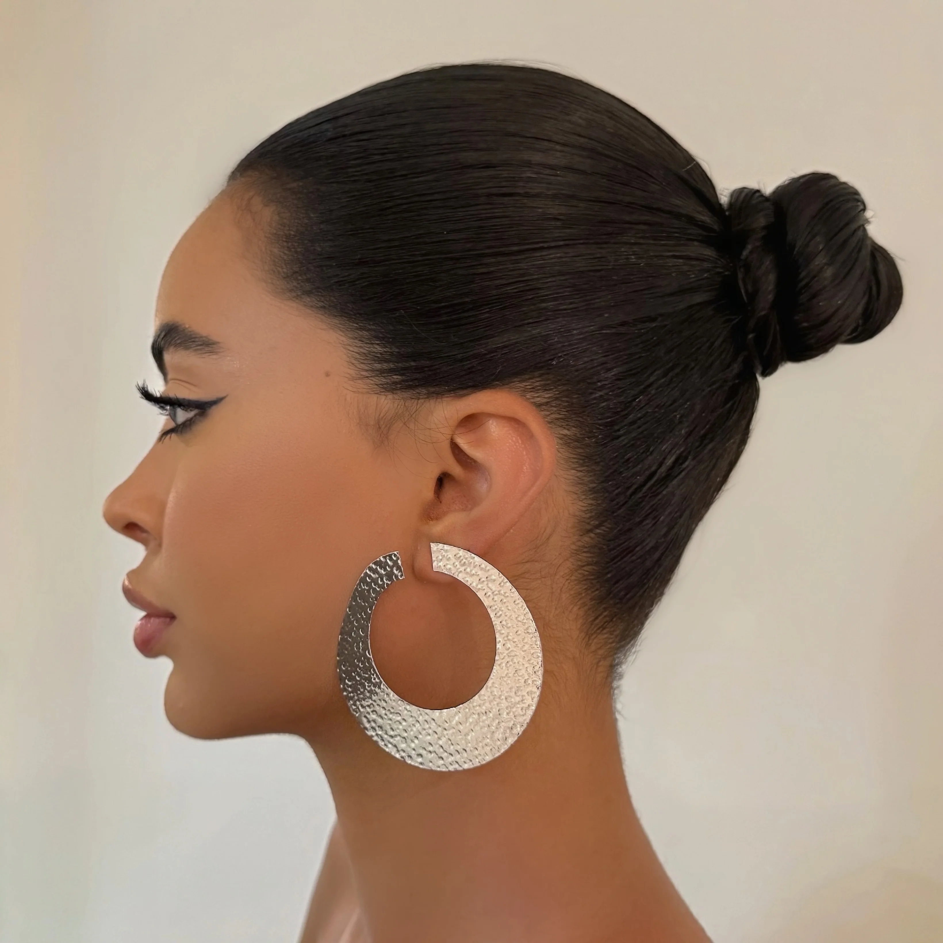 The Silver 3D Loop Hoop