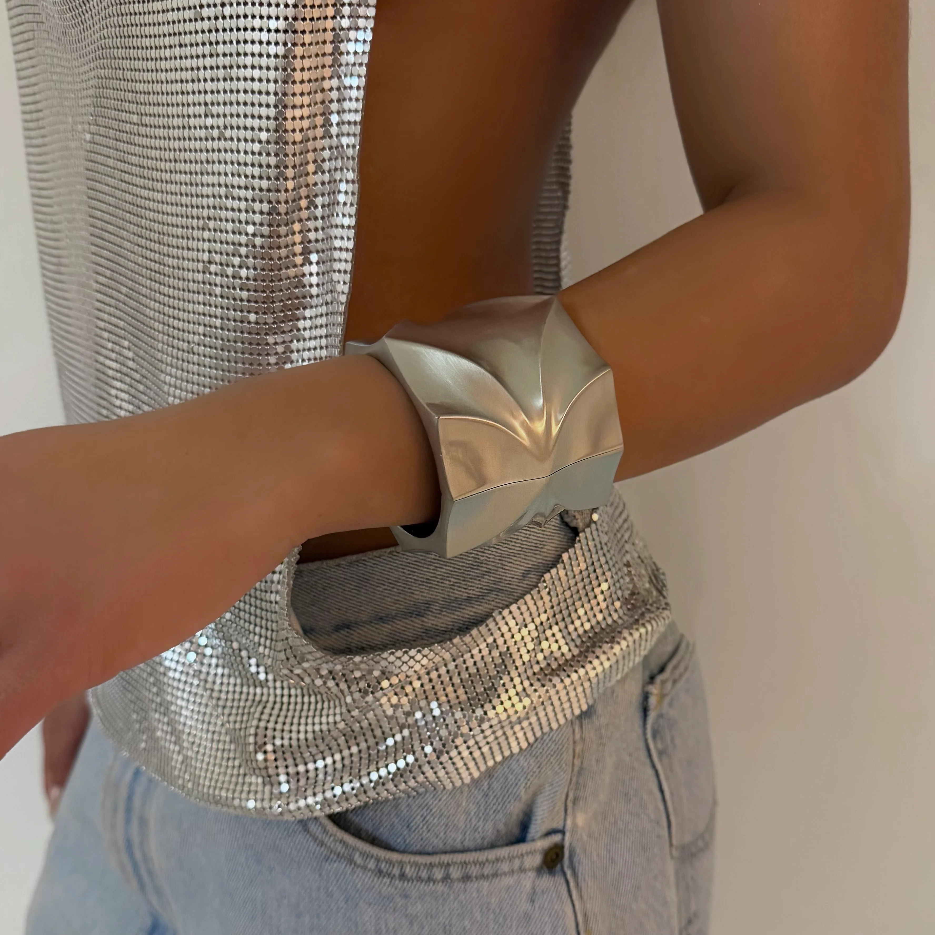 The Silver Matte Bangle