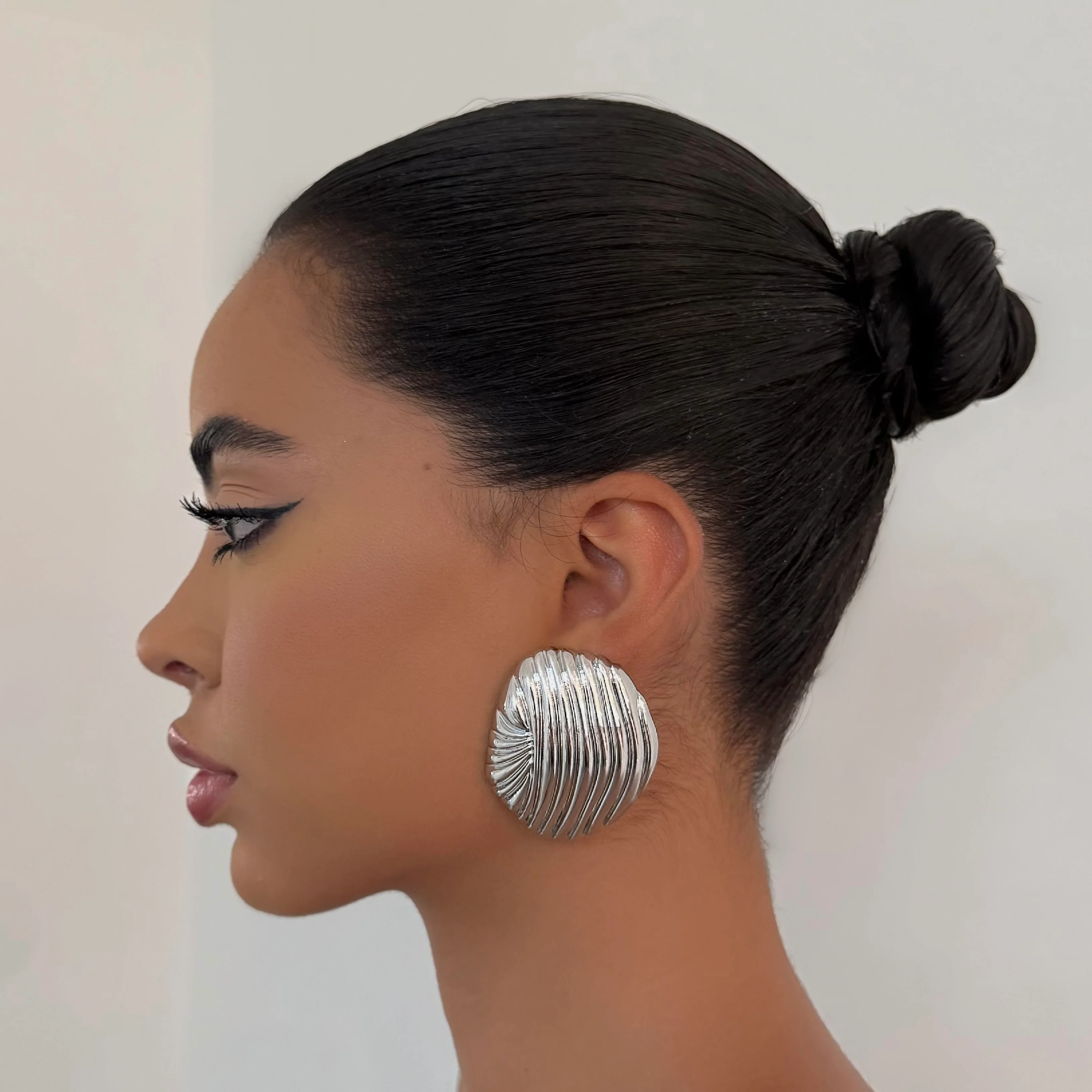The Silver Textured Large Stud