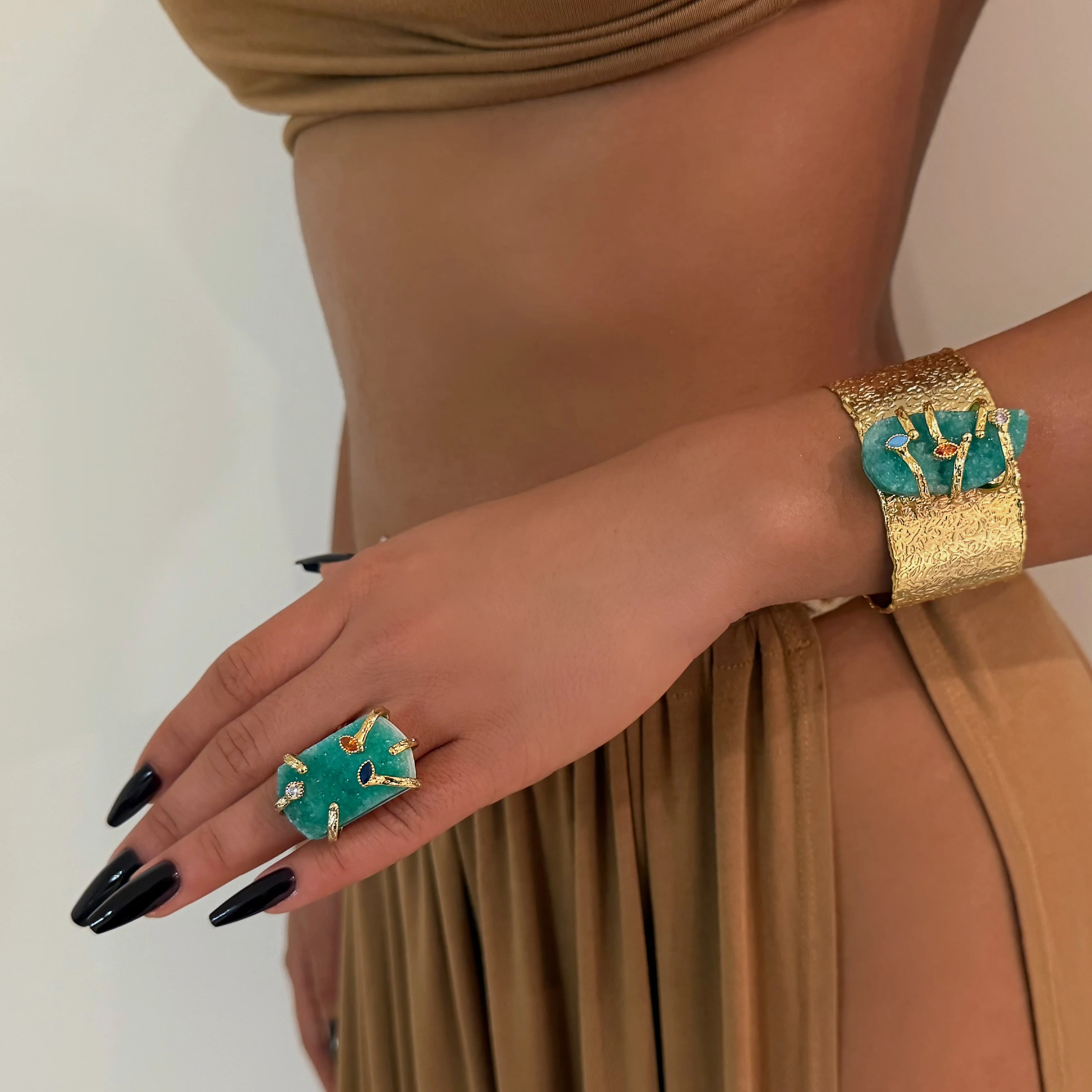 The Turquoise Authentic Stone Set