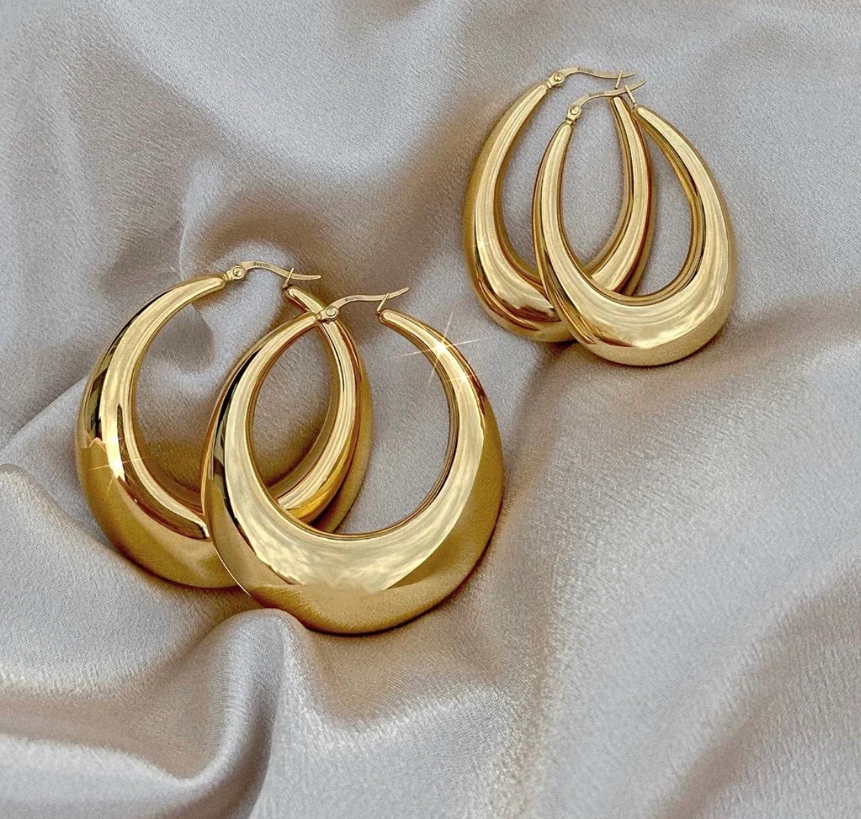 The Ultimate Gold Hoops - Image 3