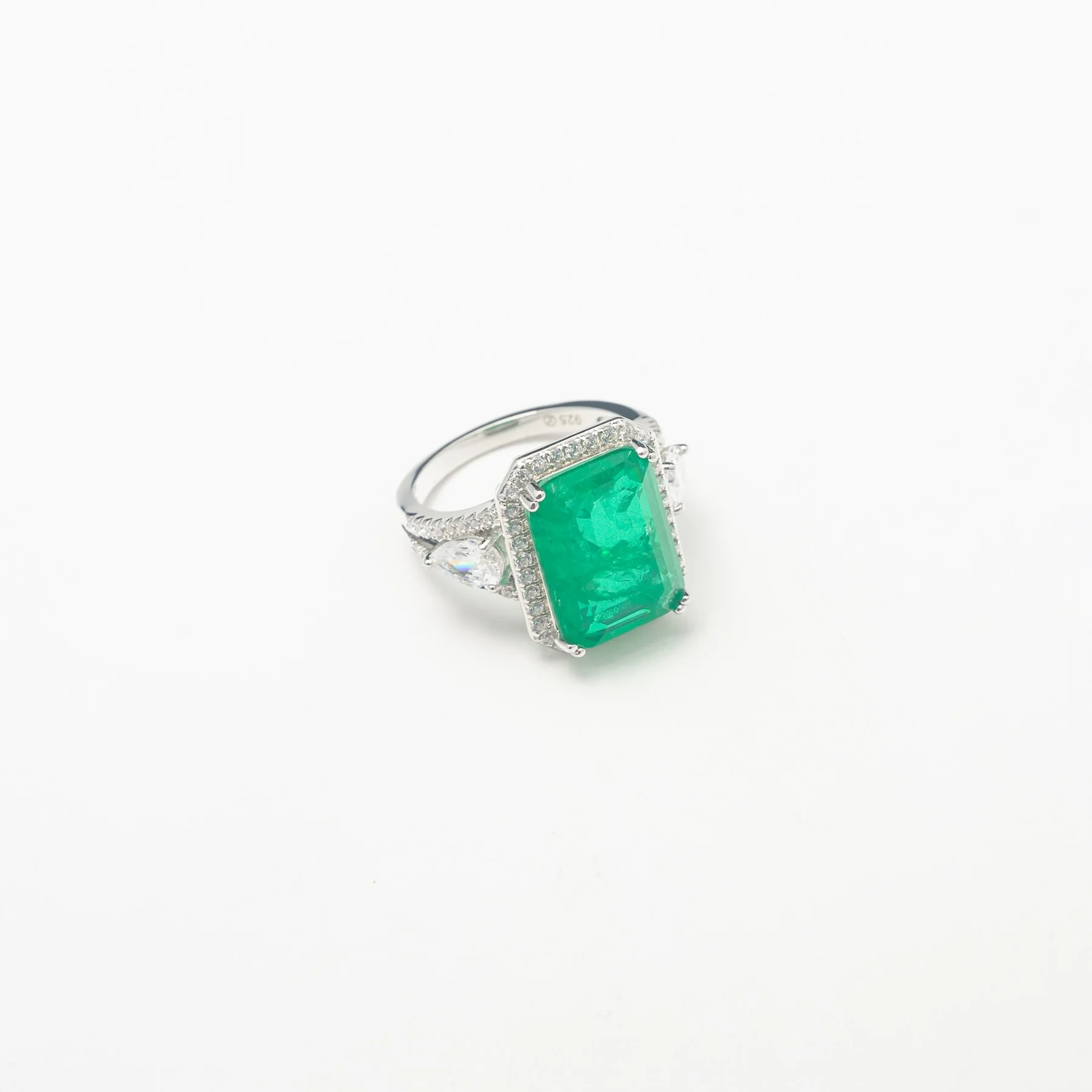 Ultimate Silver Emerald Ring